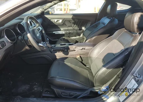 2020 Ford Mustang z USA, uszkodzony, nr VIN 1FA6P8TH0L5138849